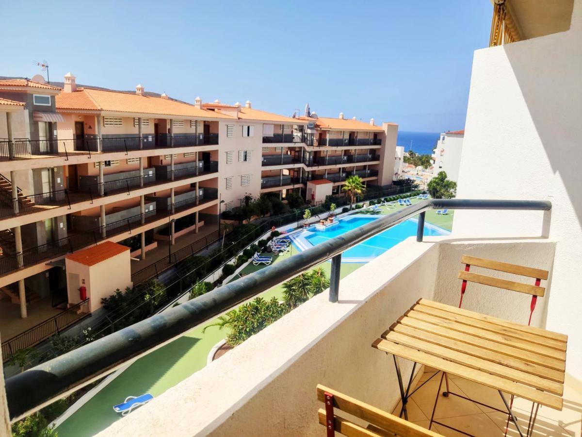 Estudió Summerland en Los Cristianos Arona (Tenerife) Exterior foto